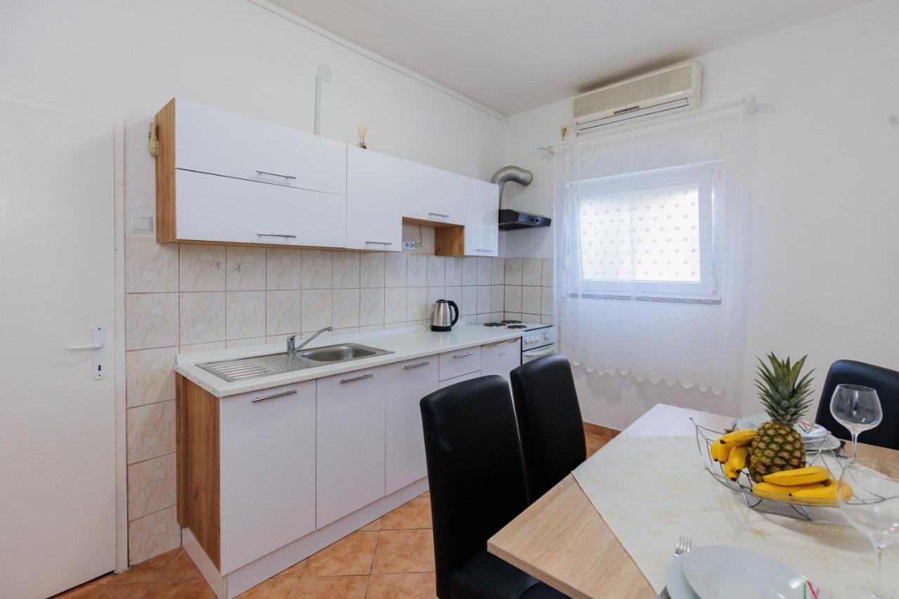 Apartman Toni Zadar Eksteriør billede