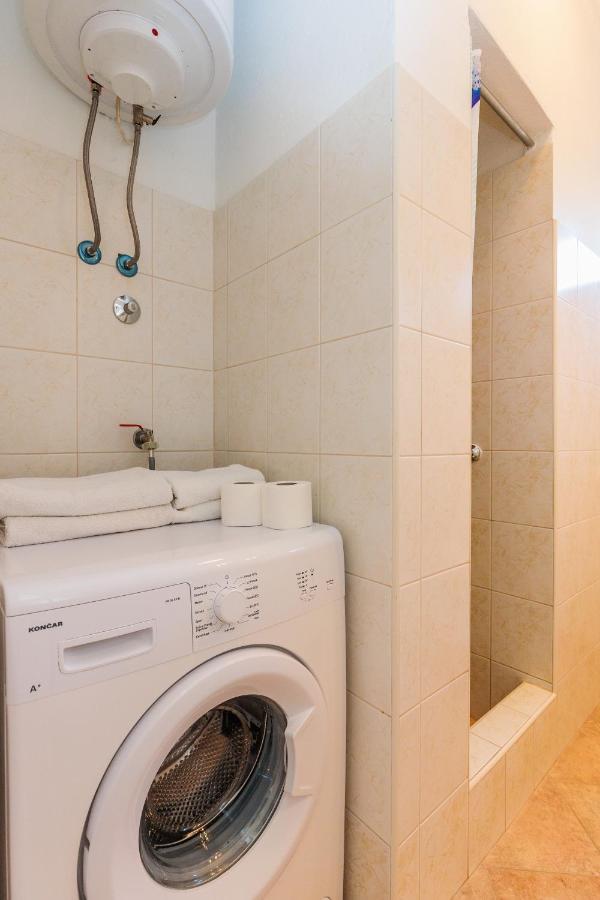 Apartman Toni Zadar Eksteriør billede