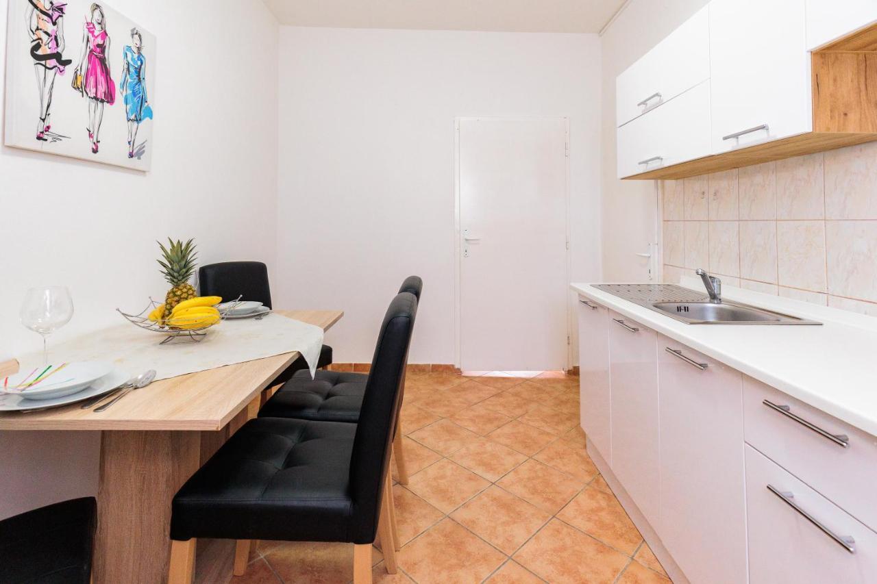 Apartman Toni Zadar Eksteriør billede
